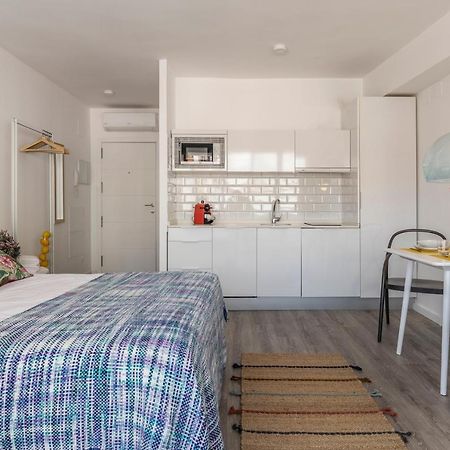 Pop Art, Apartamento De Diseno En Arenal 303 Con Terraza Sevilla Bagian luar foto