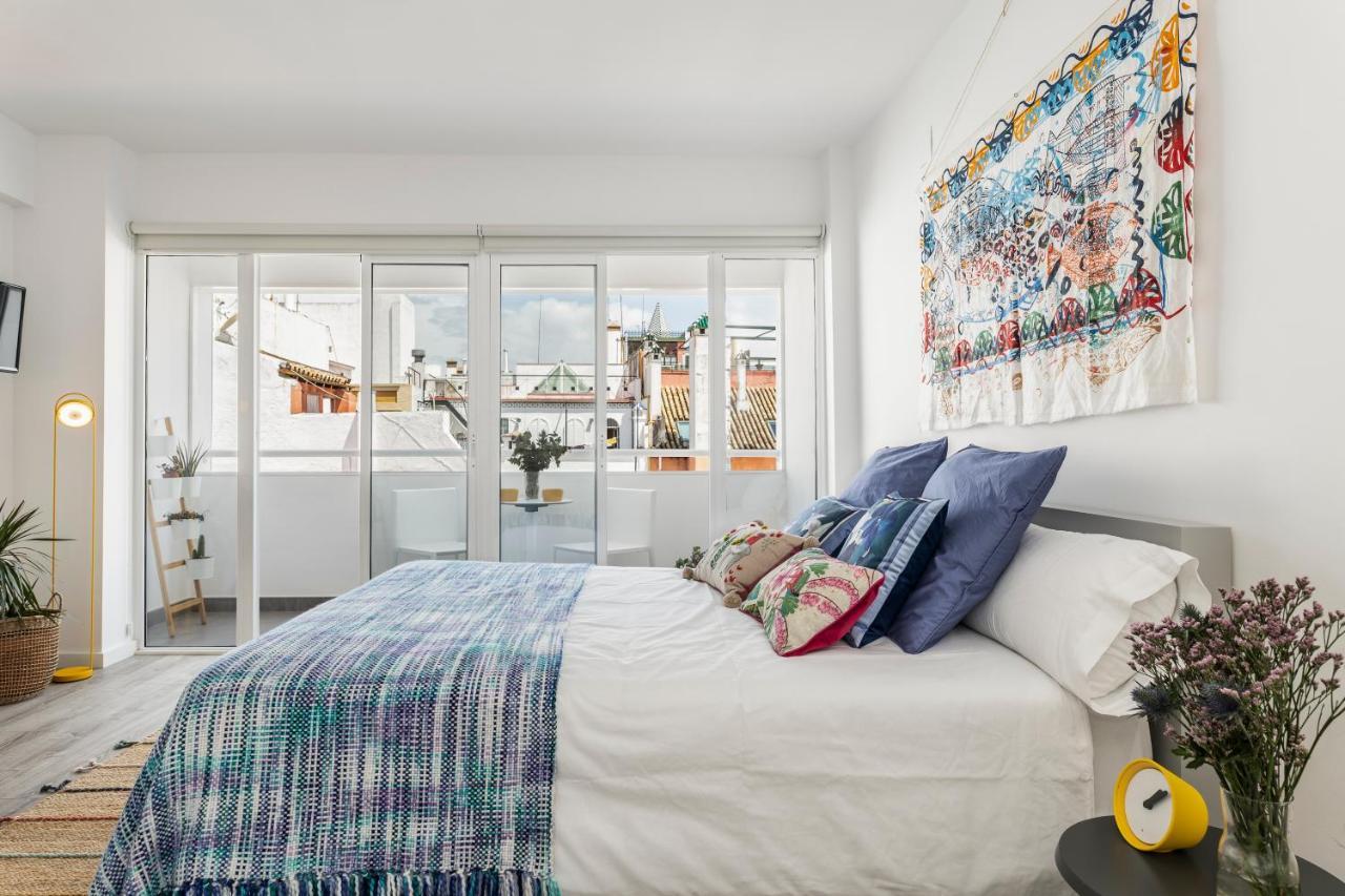 Pop Art, Apartamento De Diseno En Arenal 303 Con Terraza Sevilla Bagian luar foto