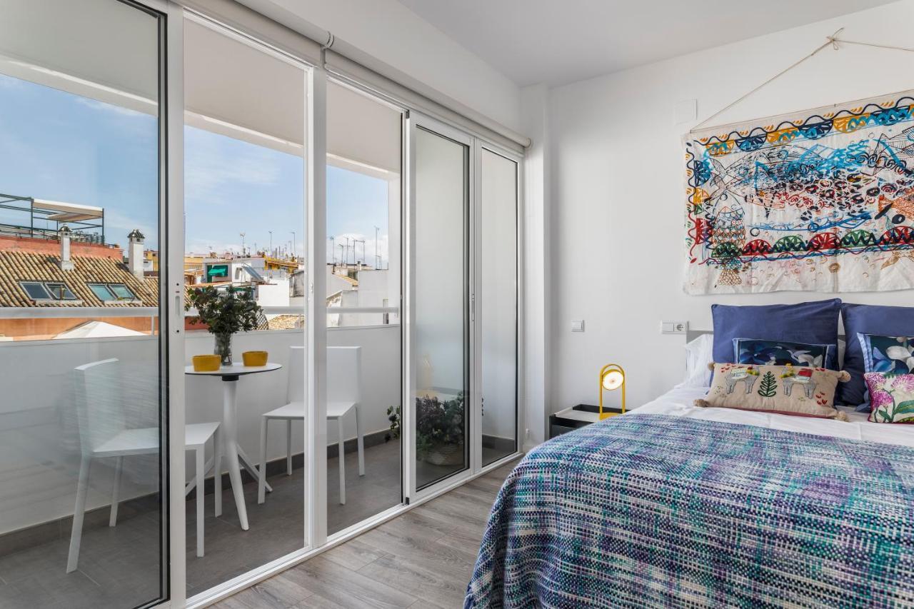 Pop Art, Apartamento De Diseno En Arenal 303 Con Terraza Sevilla Bagian luar foto