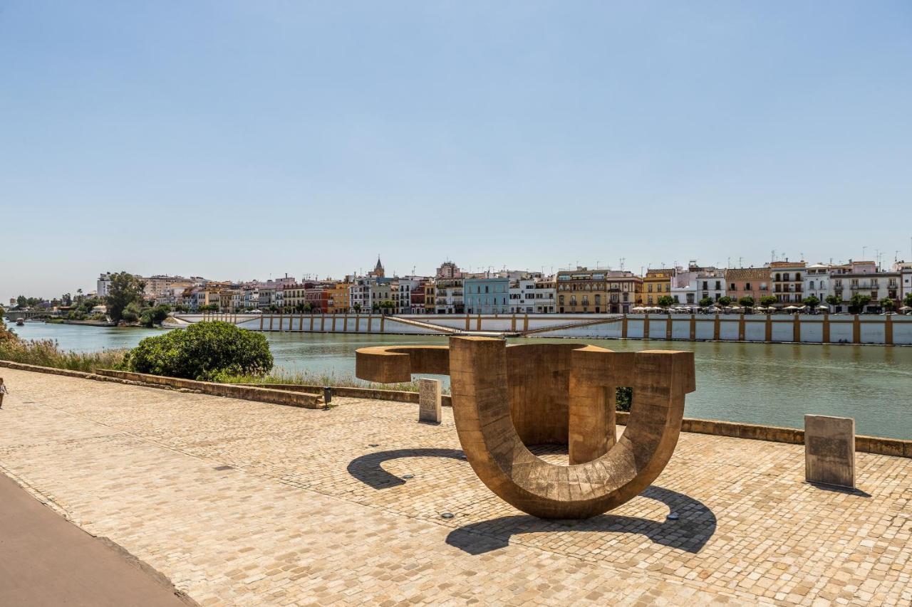 Pop Art, Apartamento De Diseno En Arenal 303 Con Terraza Sevilla Bagian luar foto